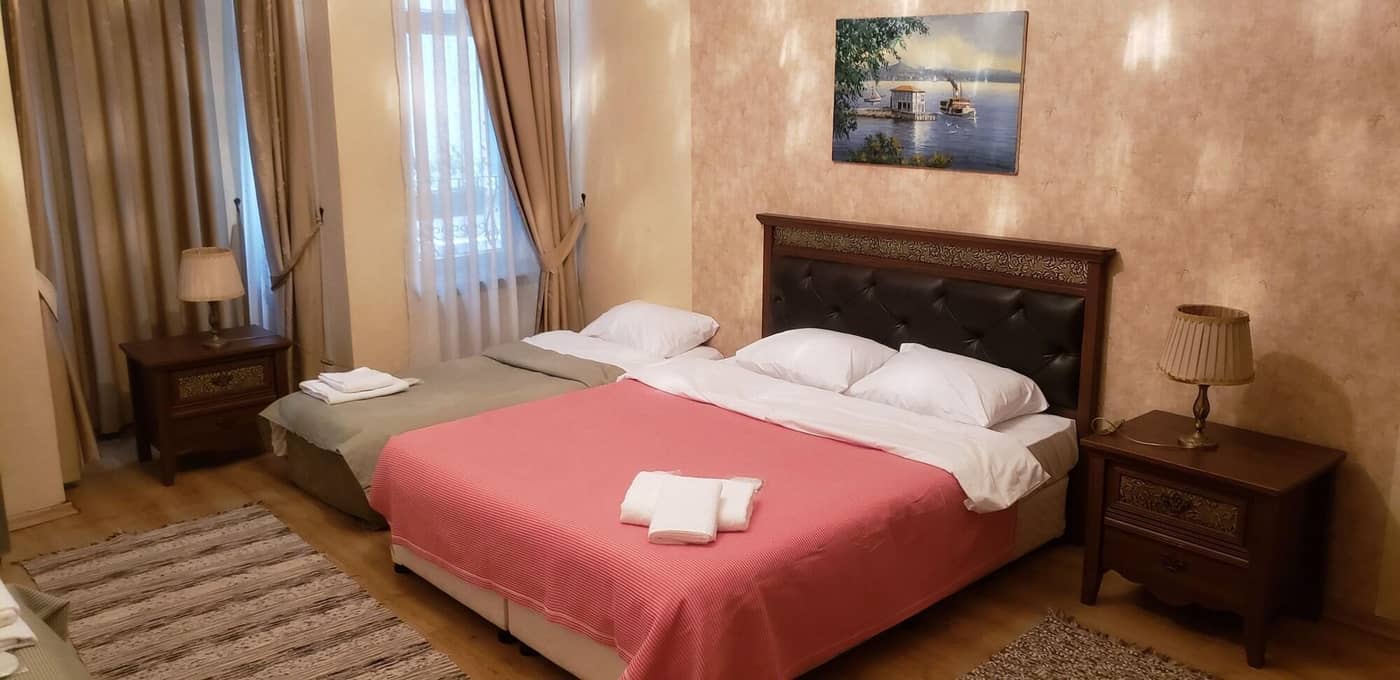 Istanbul-Shamrock-Hotel-Room-5