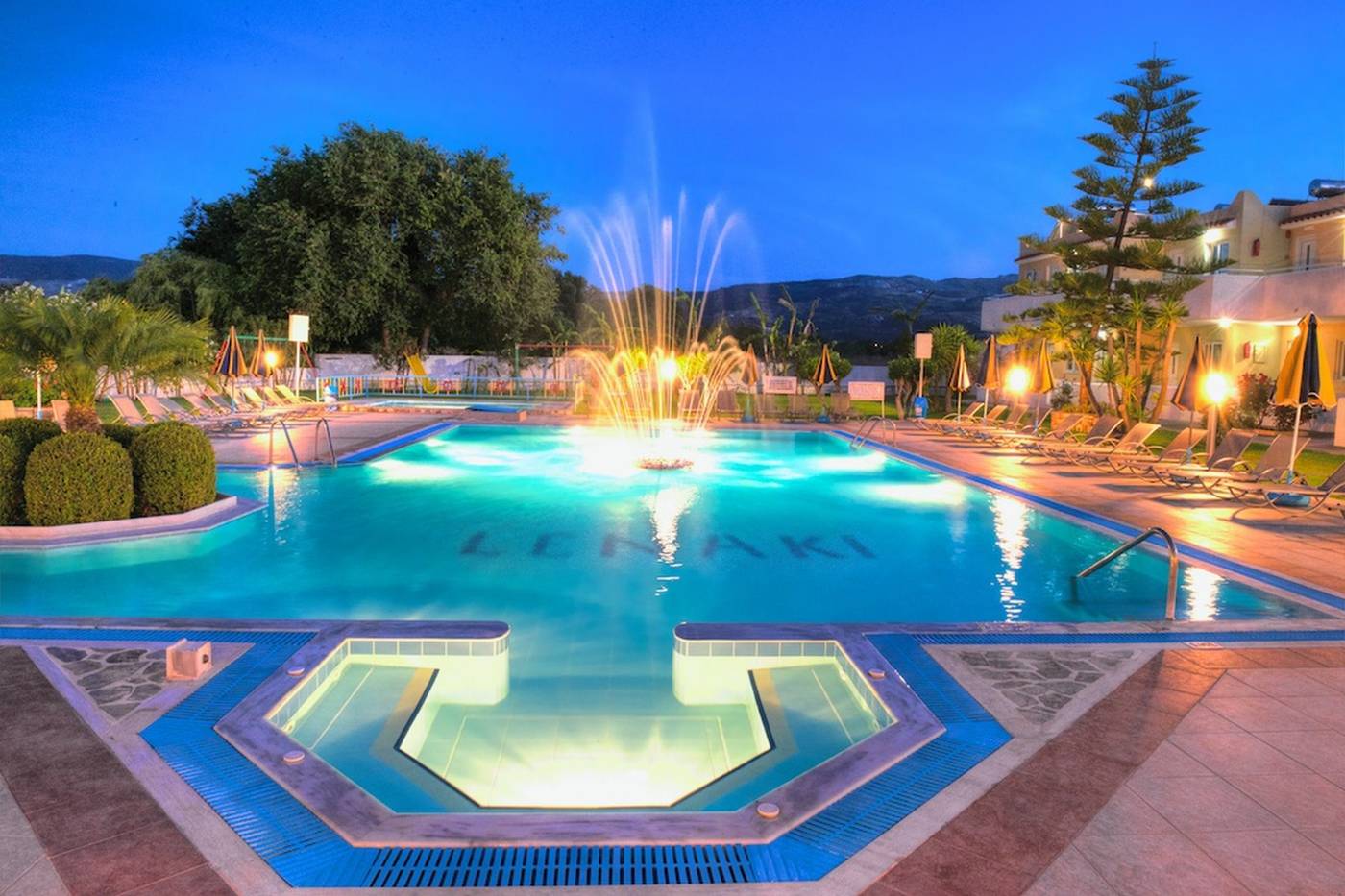 Lenaki-Pool-1