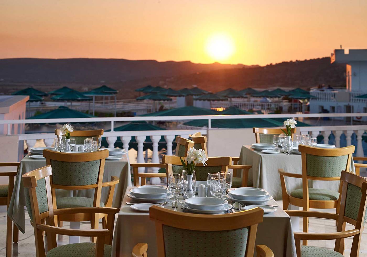 Mitsis-Family-Village-Restaurant-10