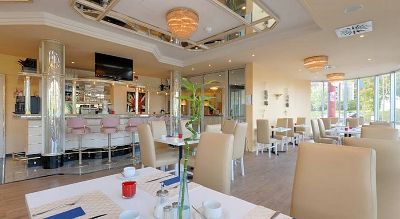 Hotel Stuttgart Sindelfingen City by Tulip inn-Germany-Sindelfingen-General view-2