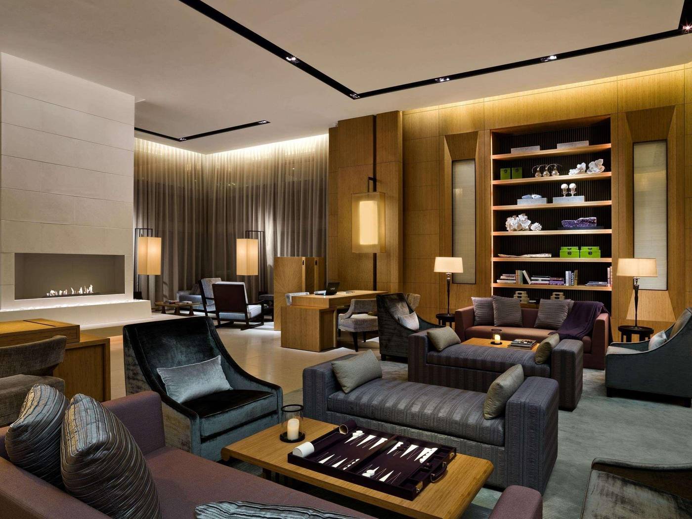 The-Upper-House-Hong-Kong-Lobby-3