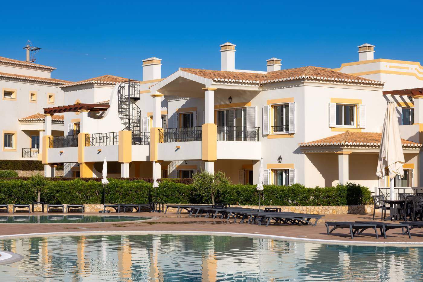 NAU-Salema-Beach-Village-General-view-1