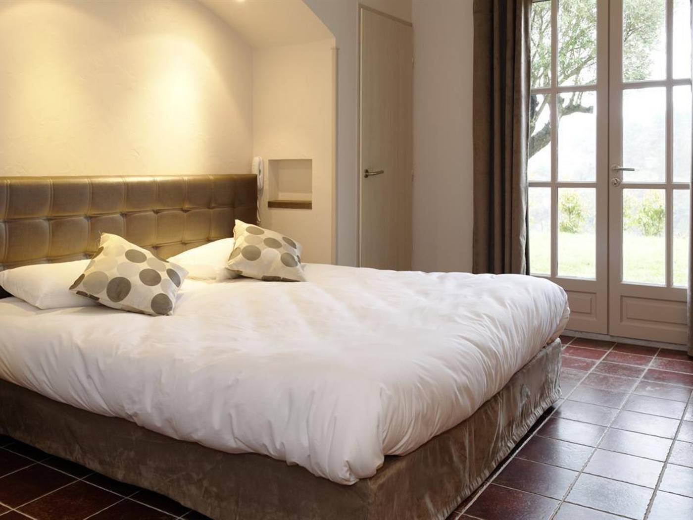 Hôtel Restaurant La Bergerie-France-ARAGON-General view-1