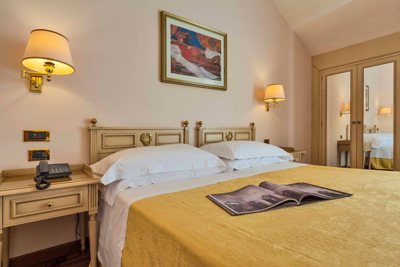 Grand-Villa-Politi-Room-20