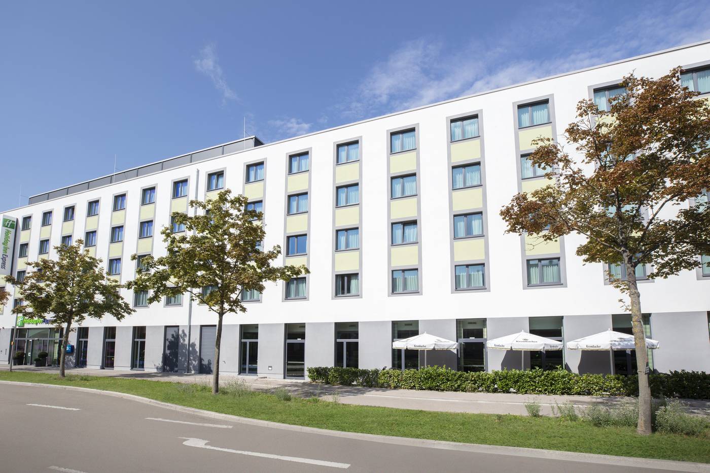 Holiday Inn Express Augsburg-Germany-AUGSBURG-General view-4