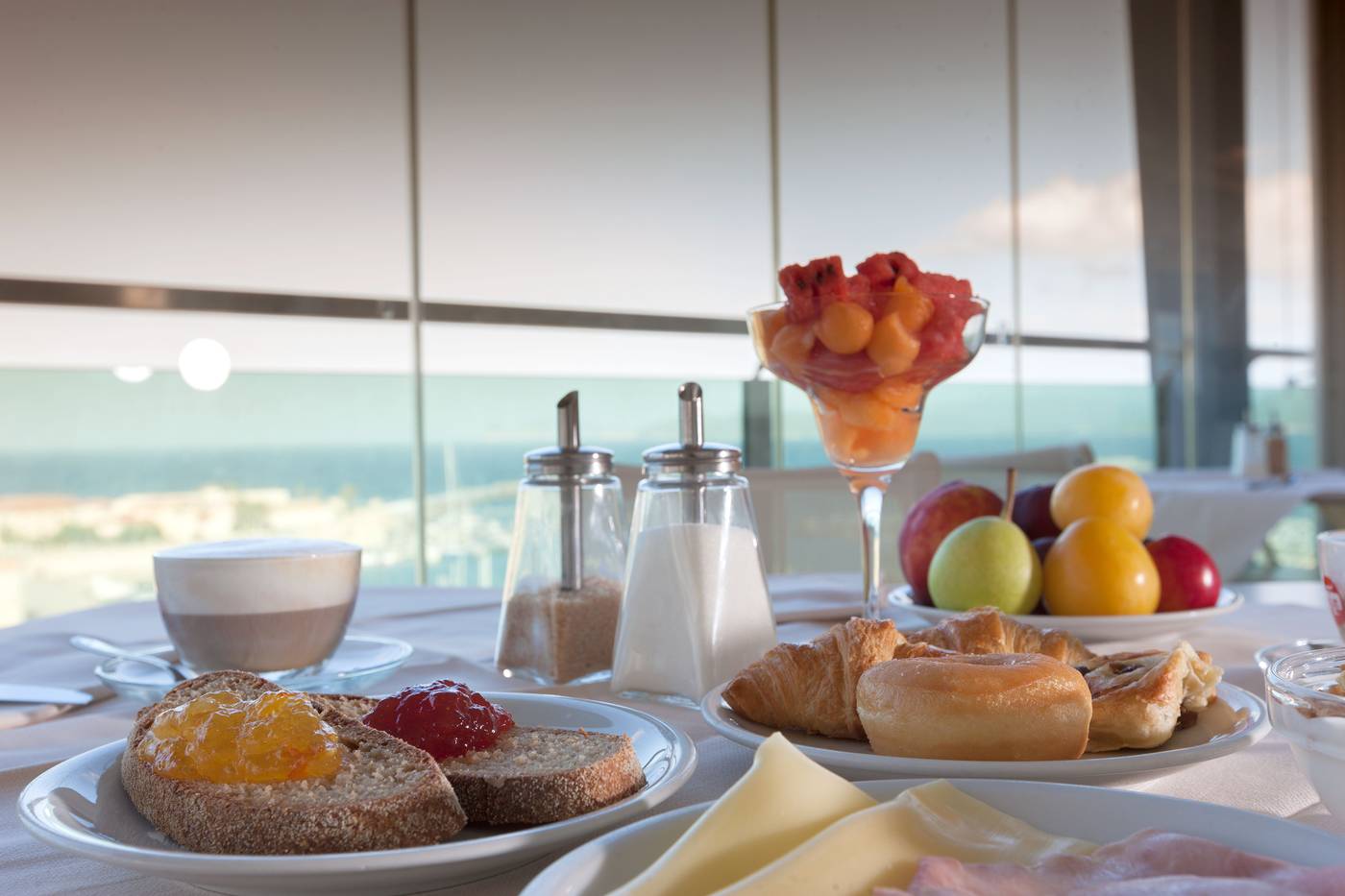 Hotel-Catalunya-Bar-68