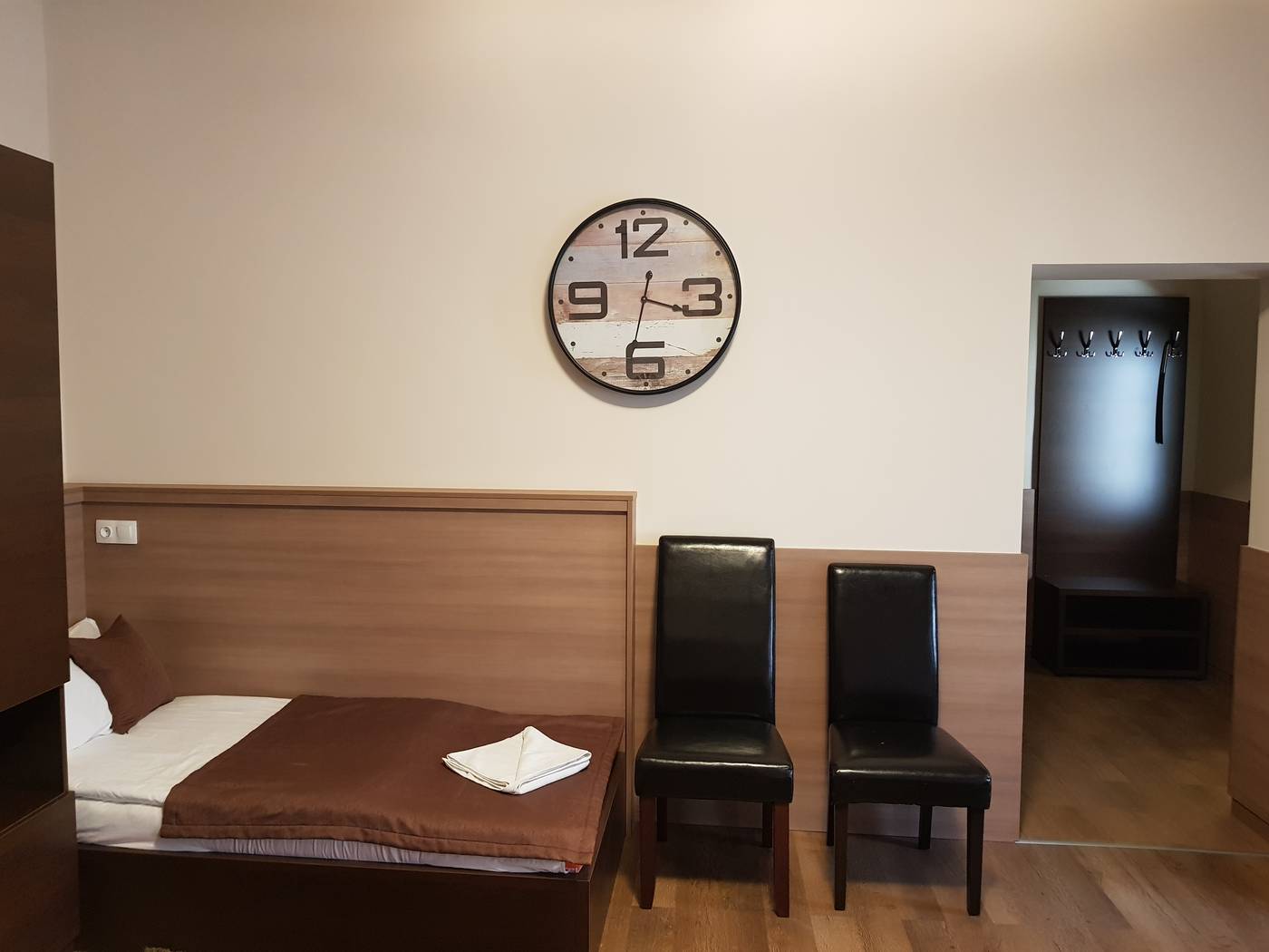 Central-Hotel-21-Room-22