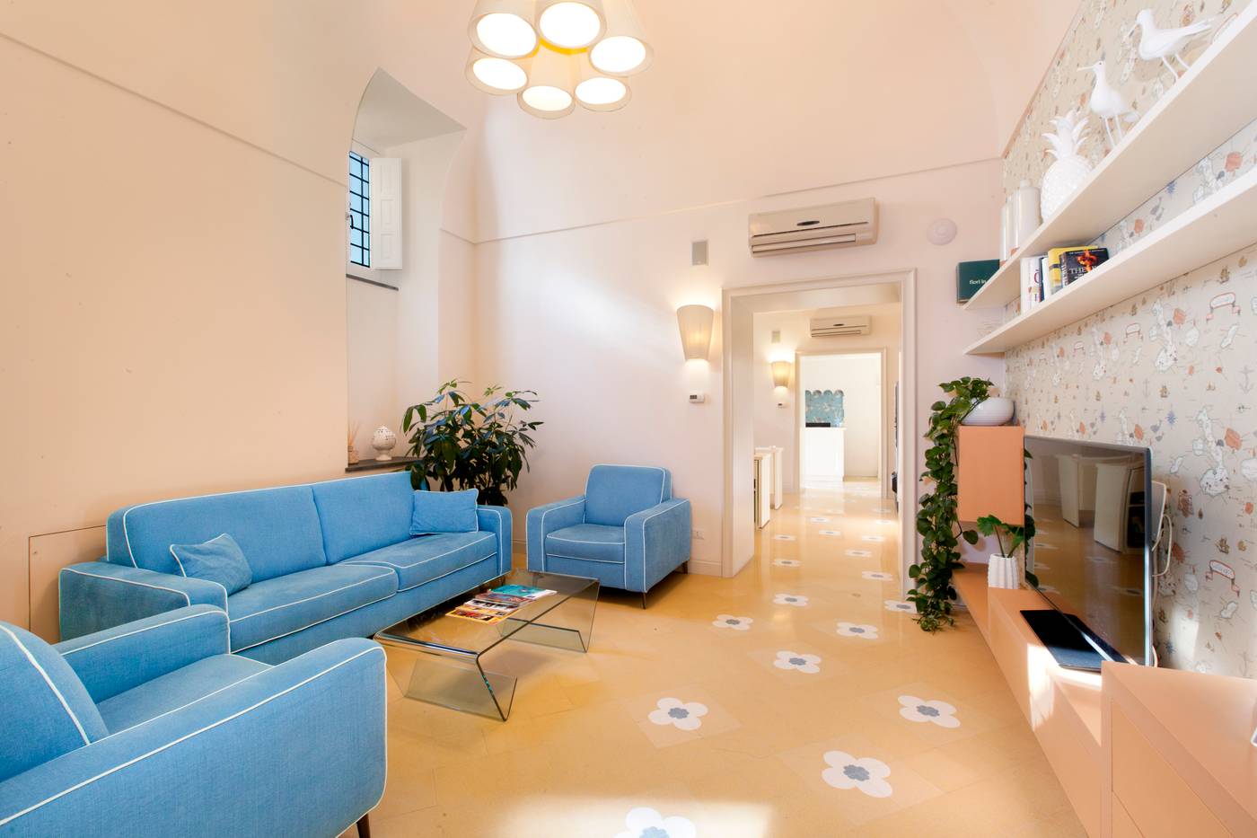 Unconventional Sorrento Coast-Italy-SANT'AGNELLO-Lobby-5