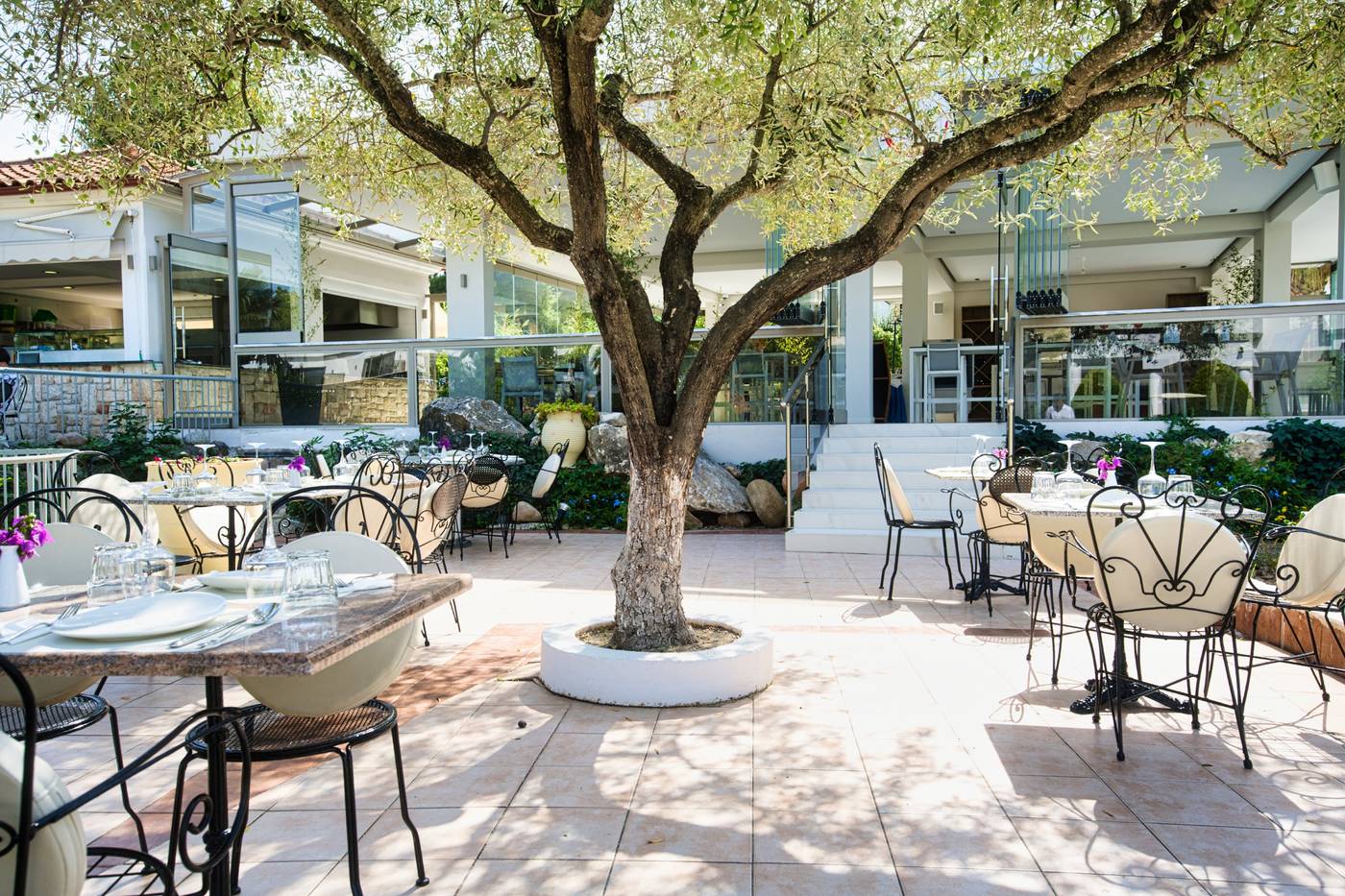 Chrousso-Village-Restaurant-37