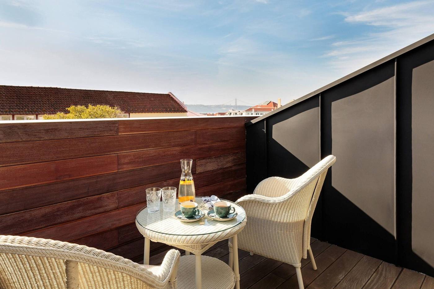 The-Ivens-Autograph-Collection-Room-50