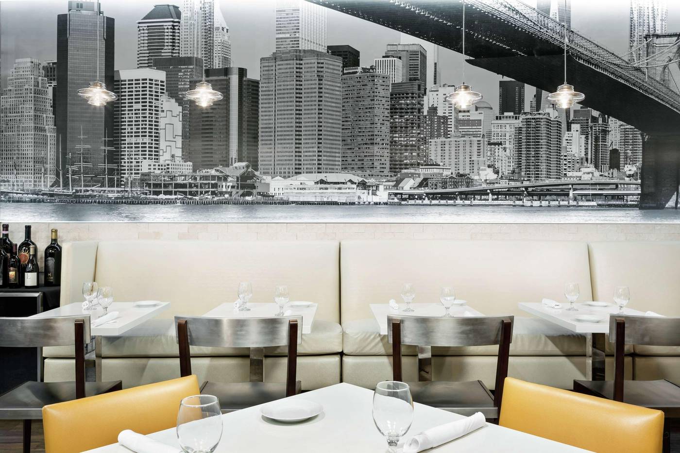 Hilton-Garden-Inn-New-York-Times-Square-Central-Restaurant-47