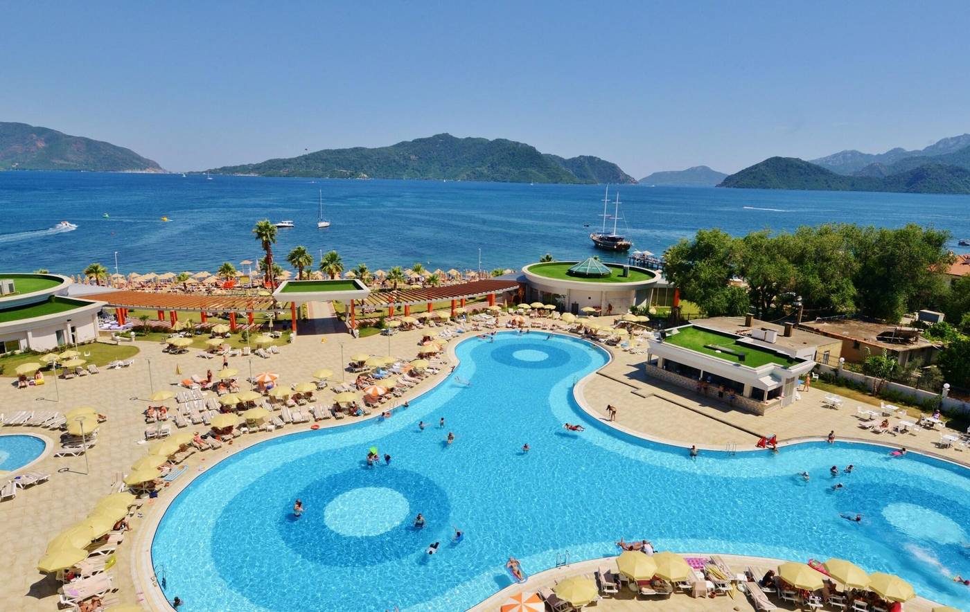 Green-Nature-Diamond-Hotel-Pool-4