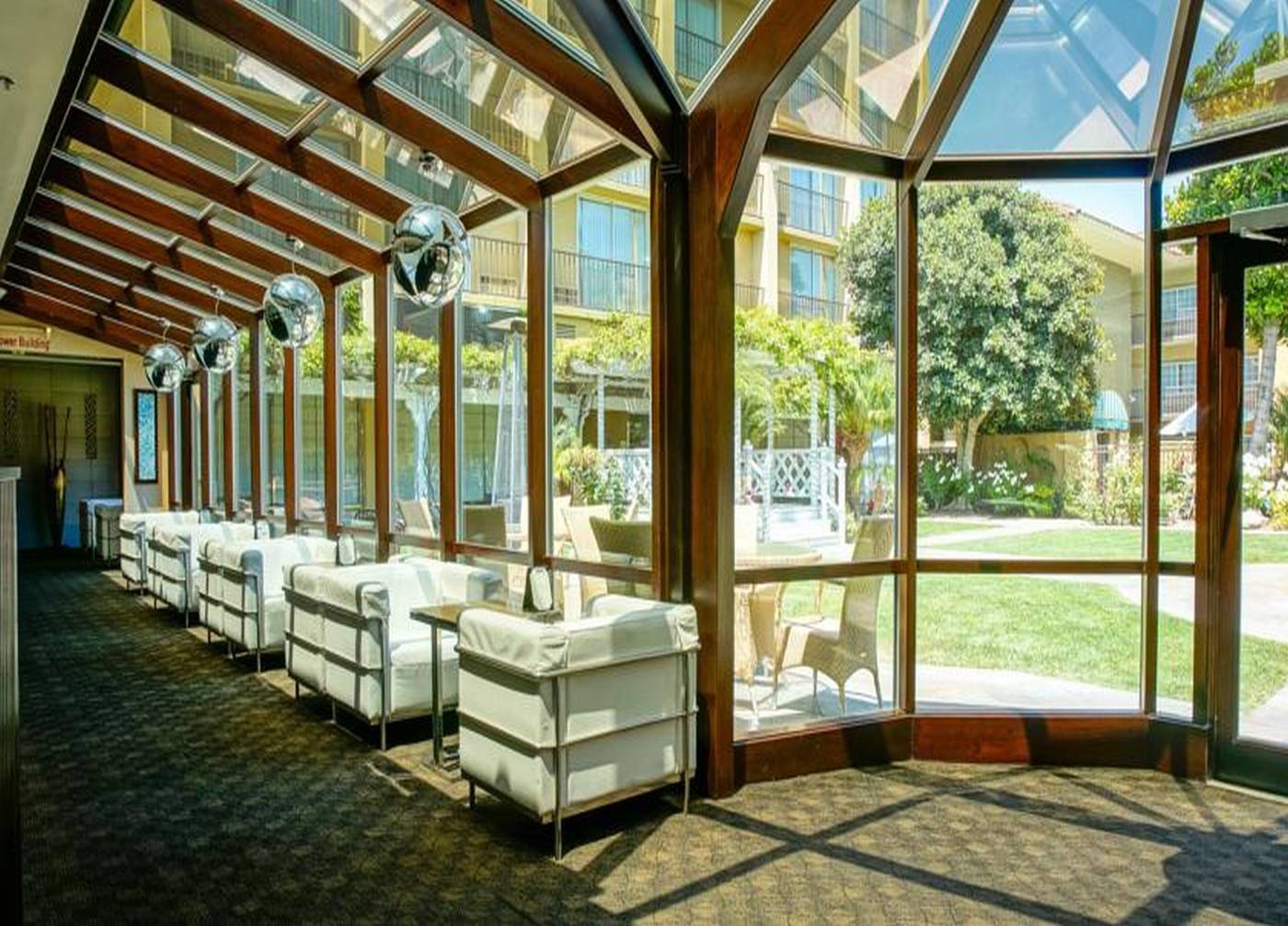 The-Hotel-Fullerton-Anaheim-Terrace-31