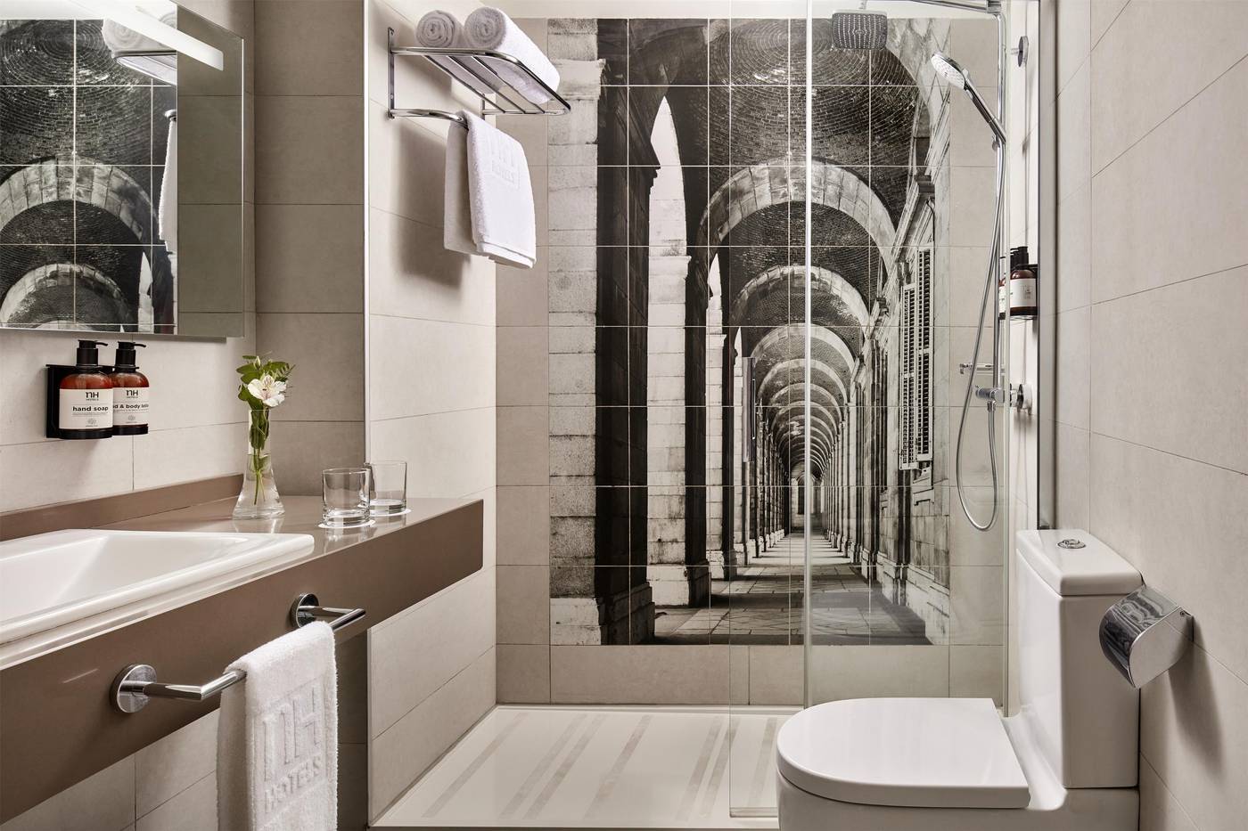 NH-Madrid-Zurbano-Room-36