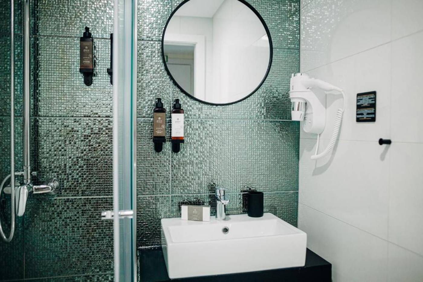 Next-Level-Premium-Hotels-Room-35