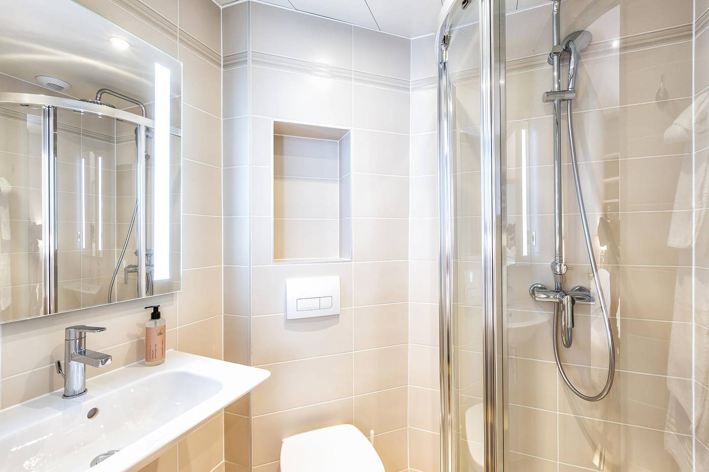 Hotel-Paris-D-Issy-Porte-De-Versailles-Room-26