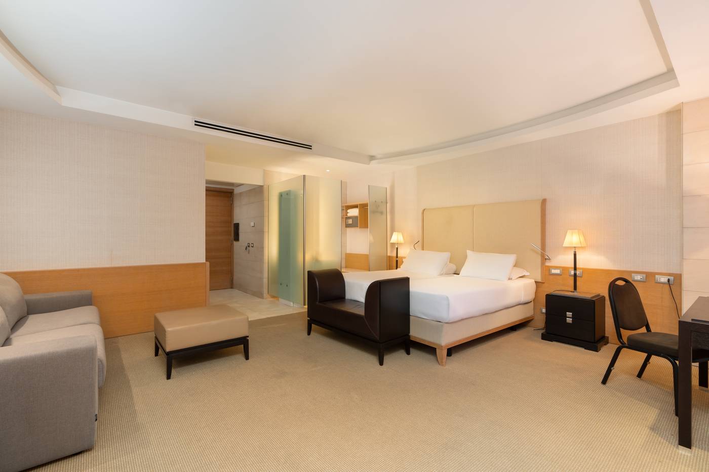 Precise-House-Mantegna-Roma-Room-23