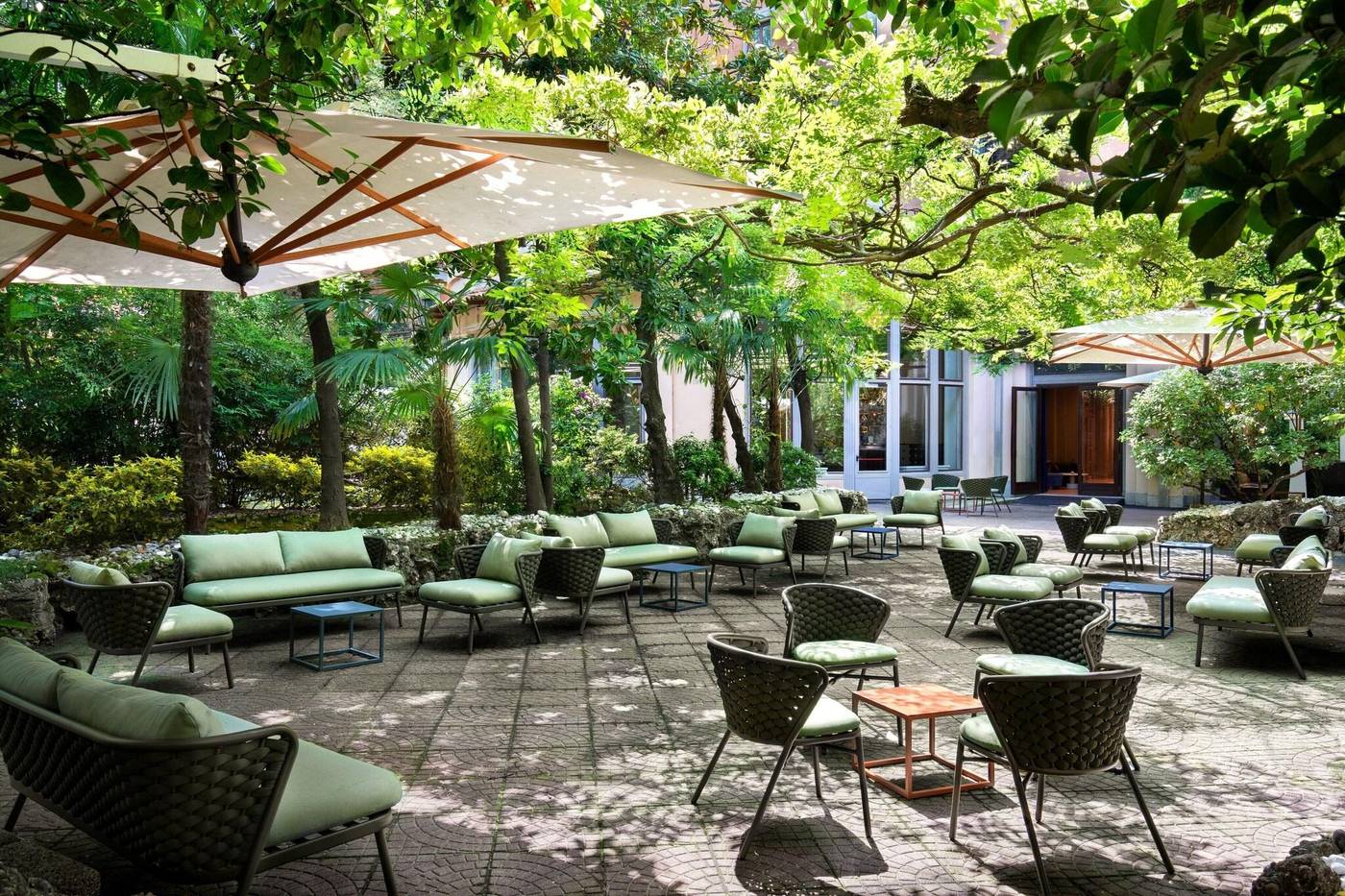 Sheraton-Diana-Majestic-Restaurant-52