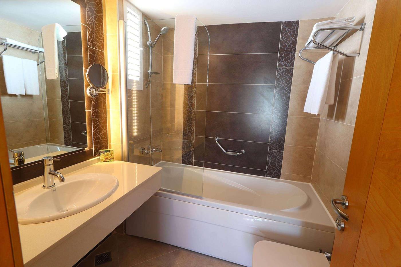 Hotel-Mavi-Kumsal-Room-36
