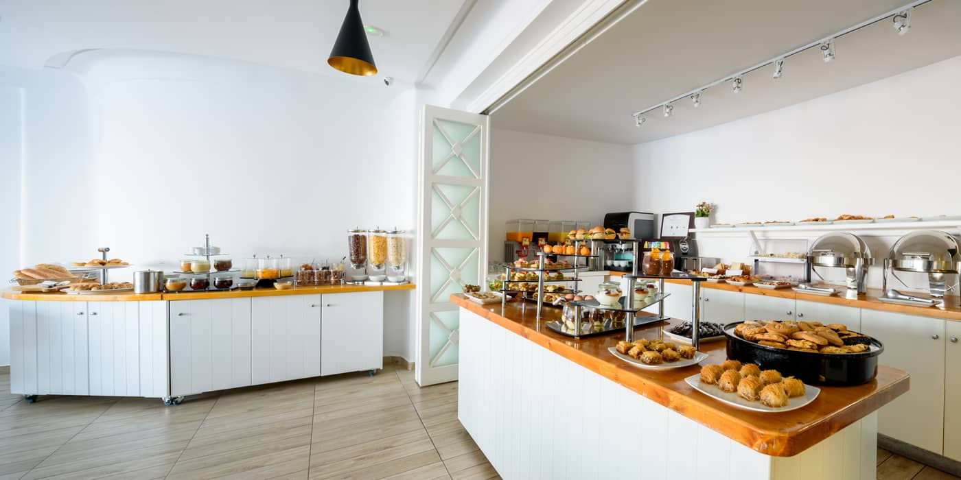 Pegasus-Suites---Spa-Restaurant-37