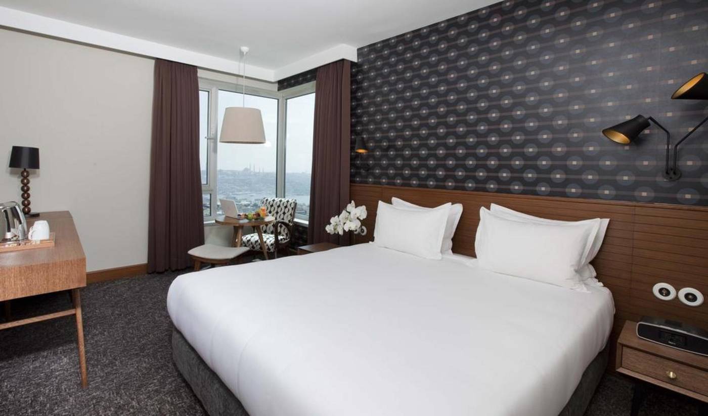 The-Marmara-Pera-Room-9