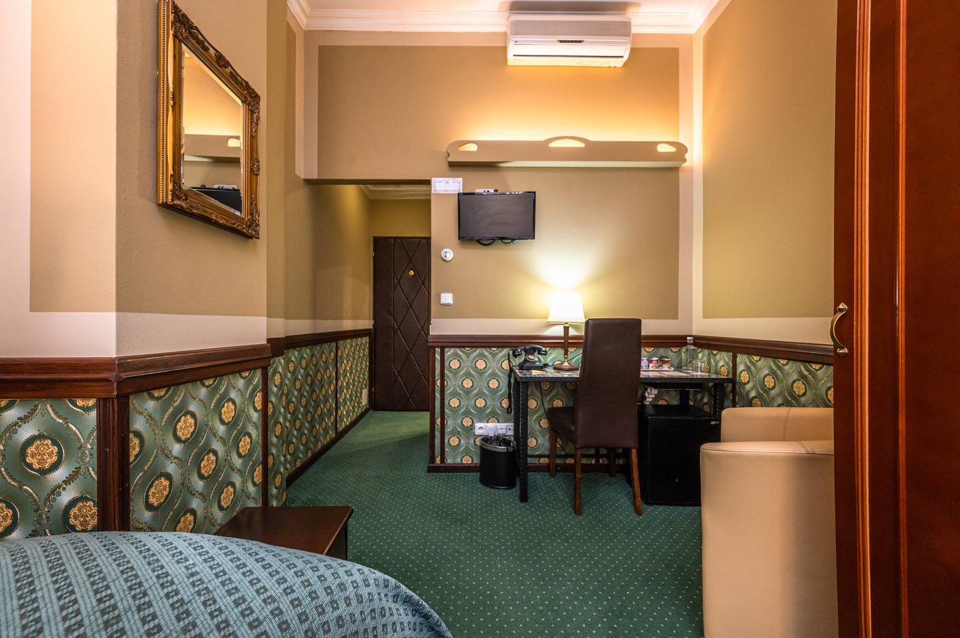 Hastal-Hotel-Prague-Old-Town-Room-36