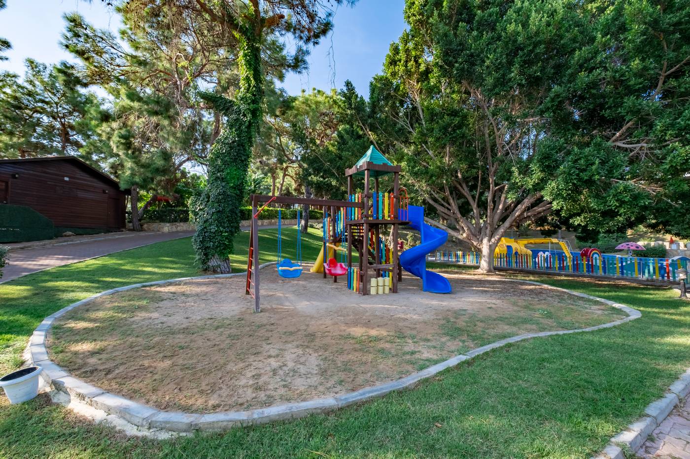 A Good Life Family Resort Utopia