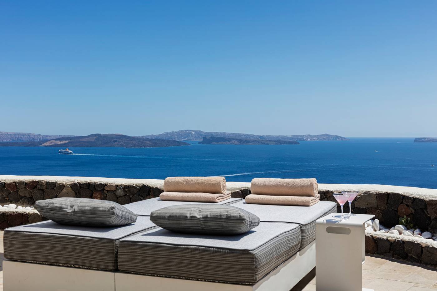 Canaves-Oia-Suites---Adults-Only-Pool-64