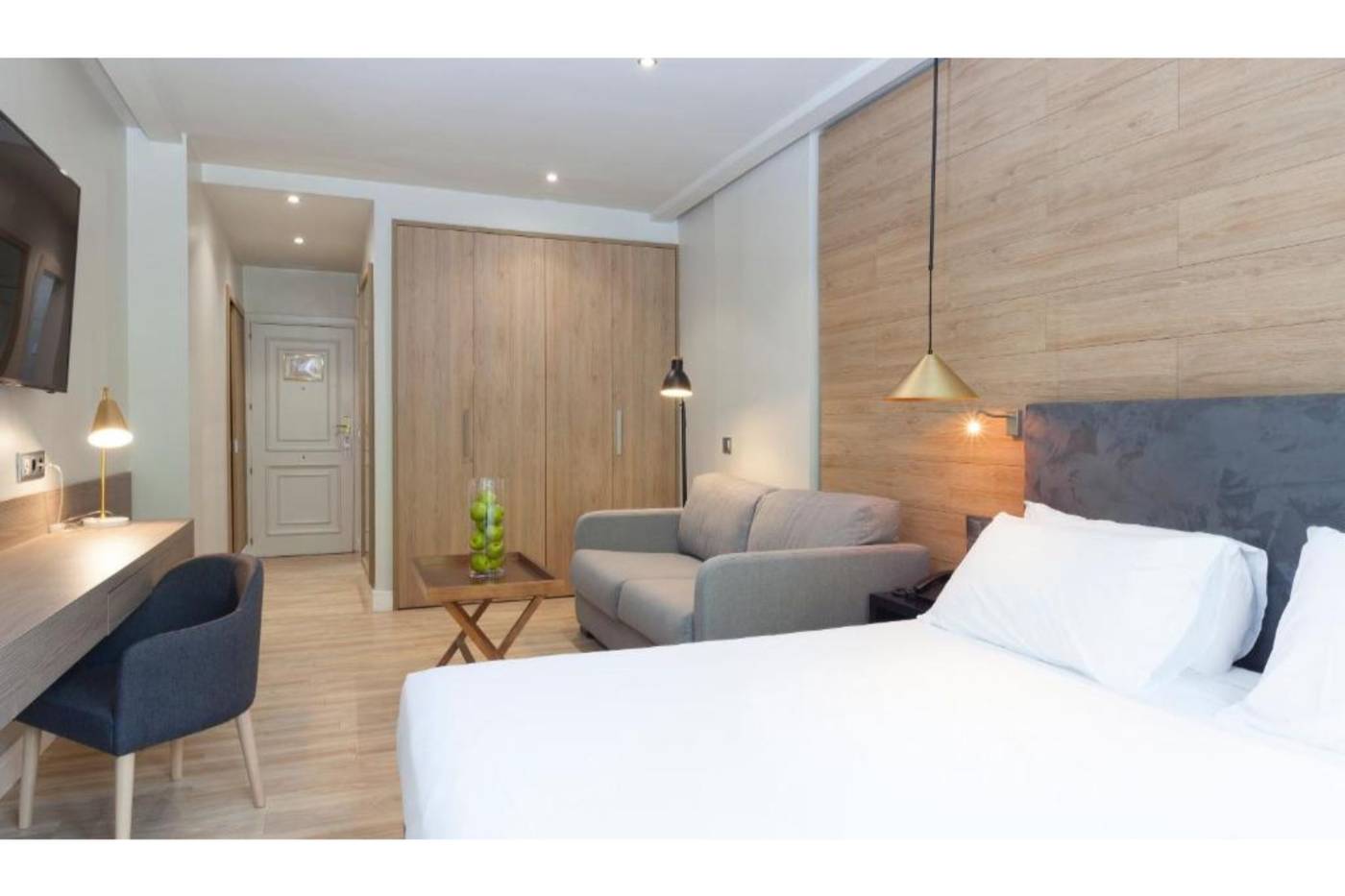 Espahotel-Plaza-de-Espana-Room-21