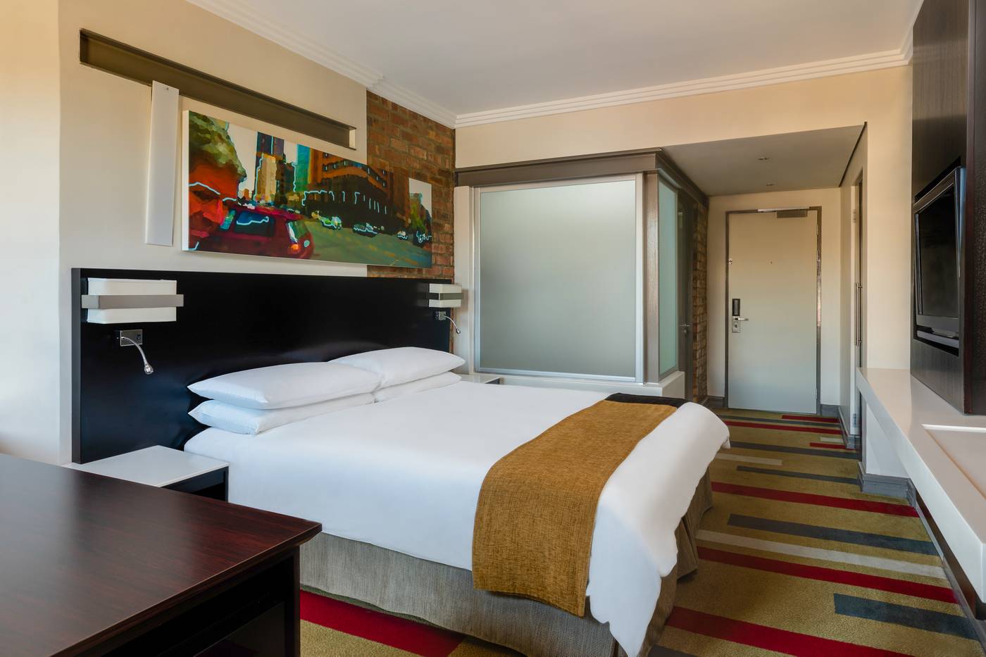 Garden-Court-Victoria-Junction-Hotel-Room-8