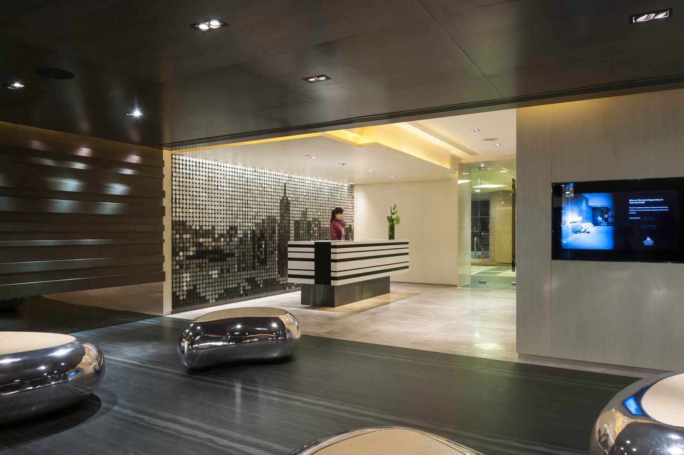 Gateway-Hotel-Lobby-2