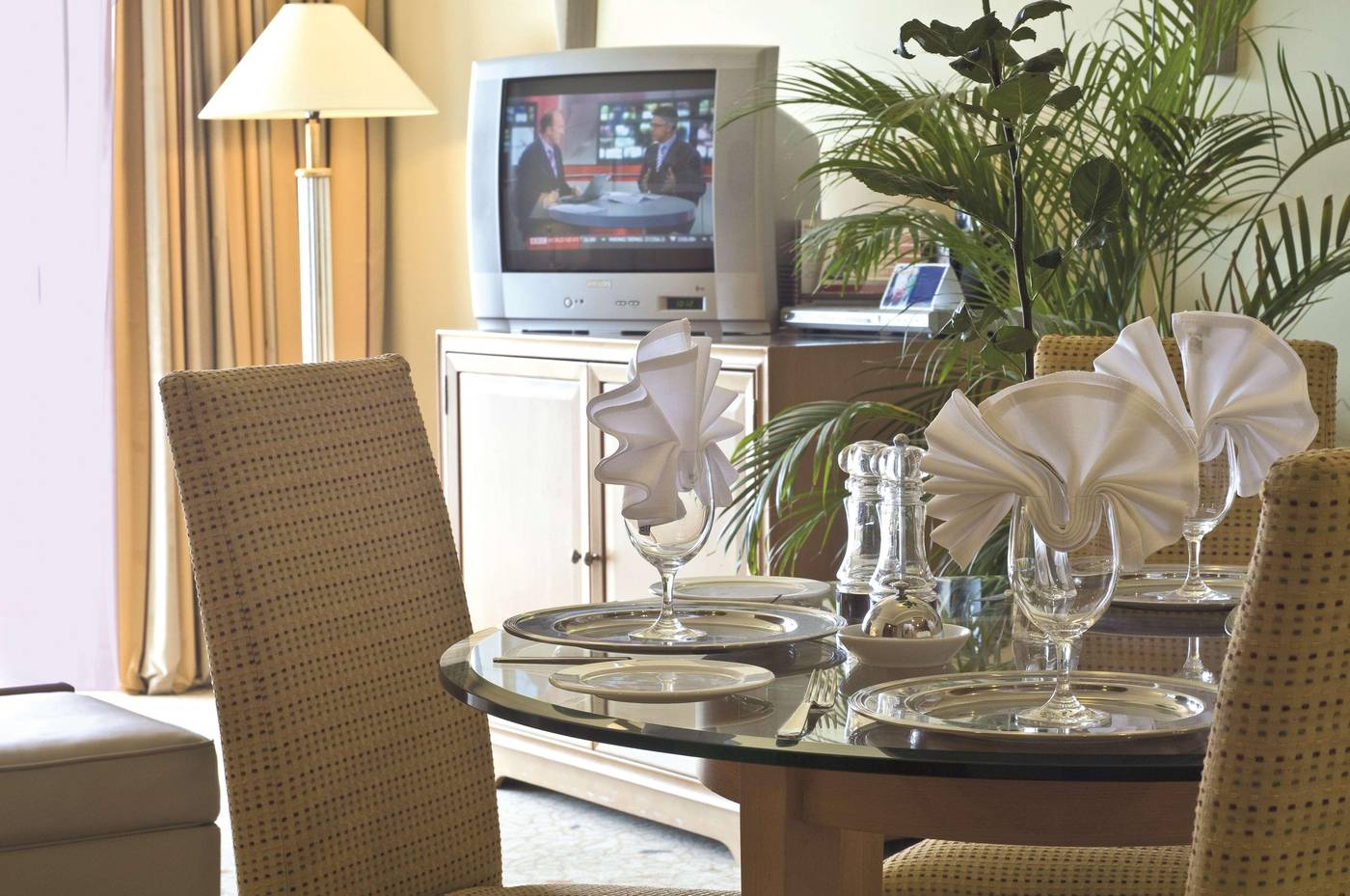 Radisson-Blu-Resort---Spa-Golden-Sands-Room-63