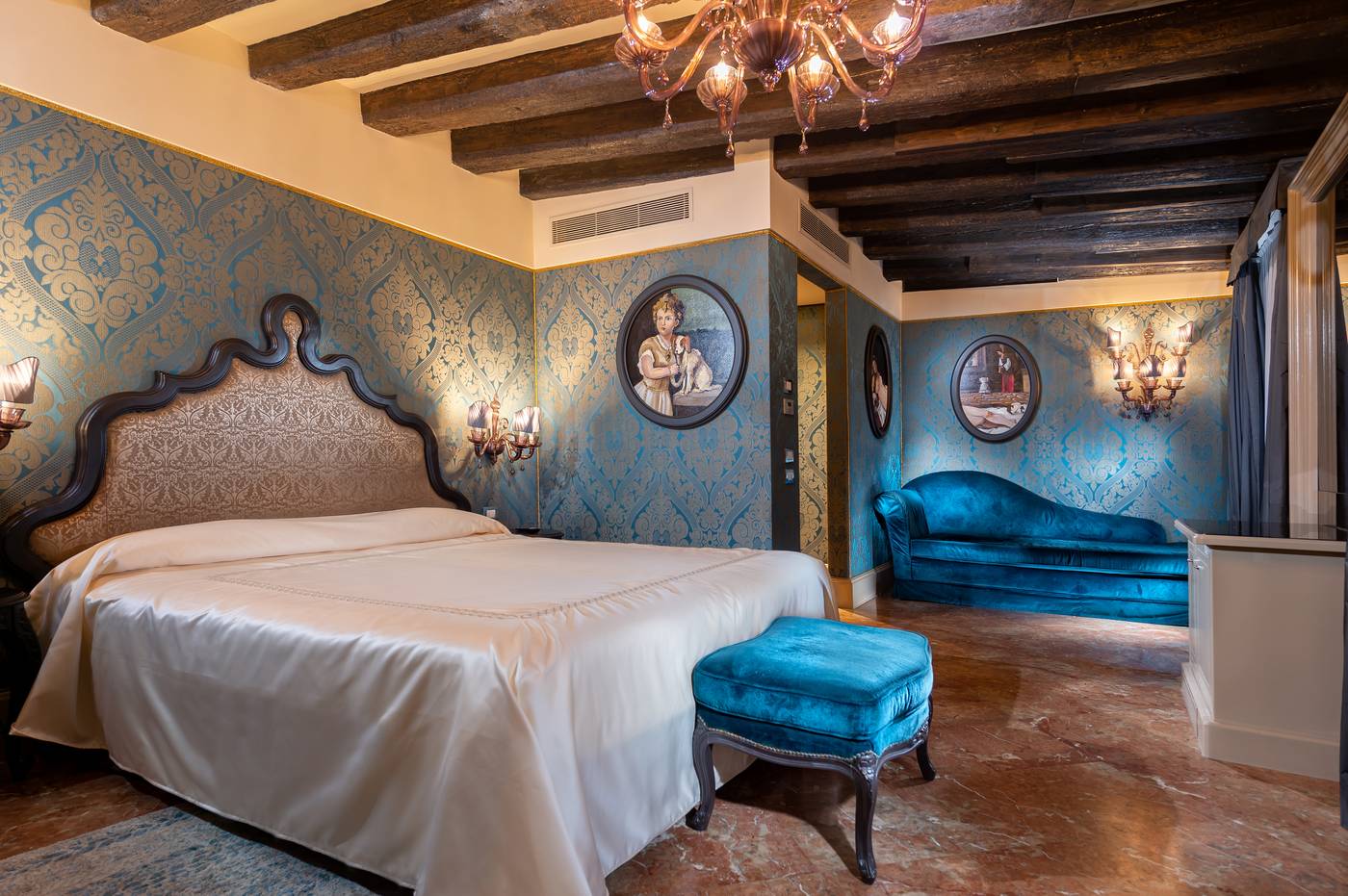 Palazzetto-Madonna-Room-2