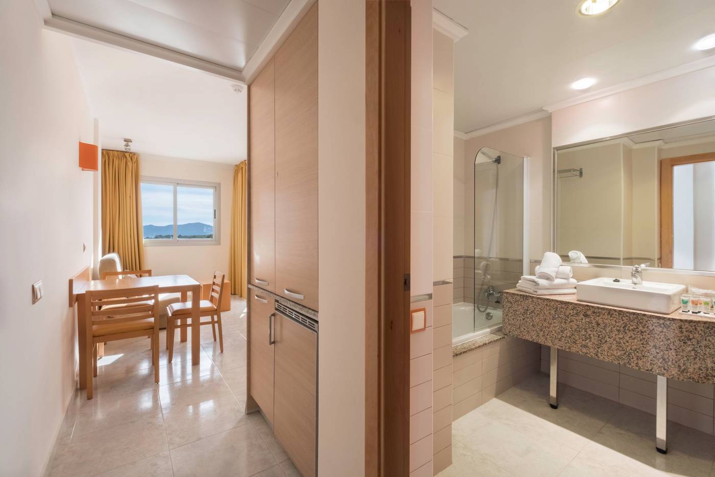 Hotel-Atlantic-by-LLUM-Room-23