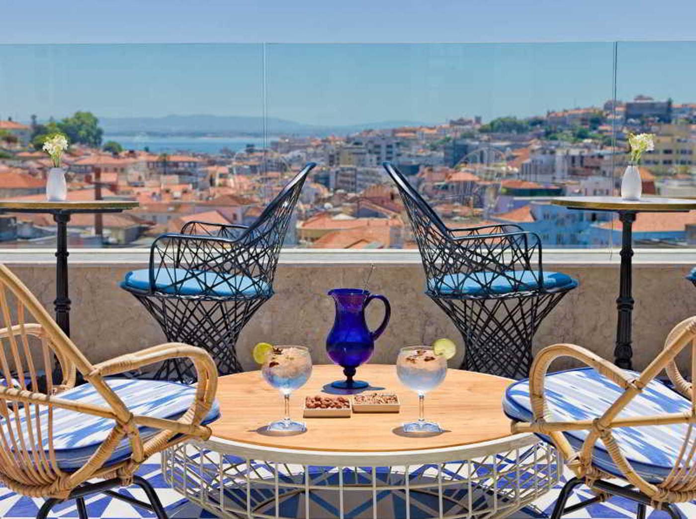 H10-Duque-De-Loule-Terrace-51