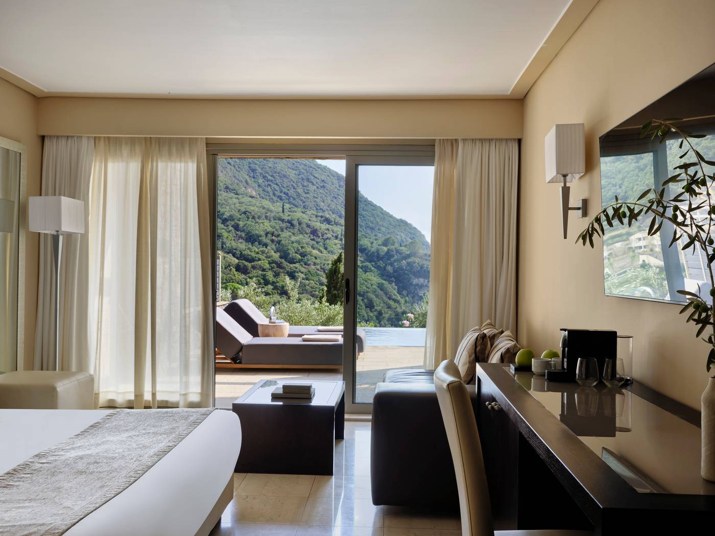 Atlantica-Grand-Mediterraneo-Resort---Spa-Room-22