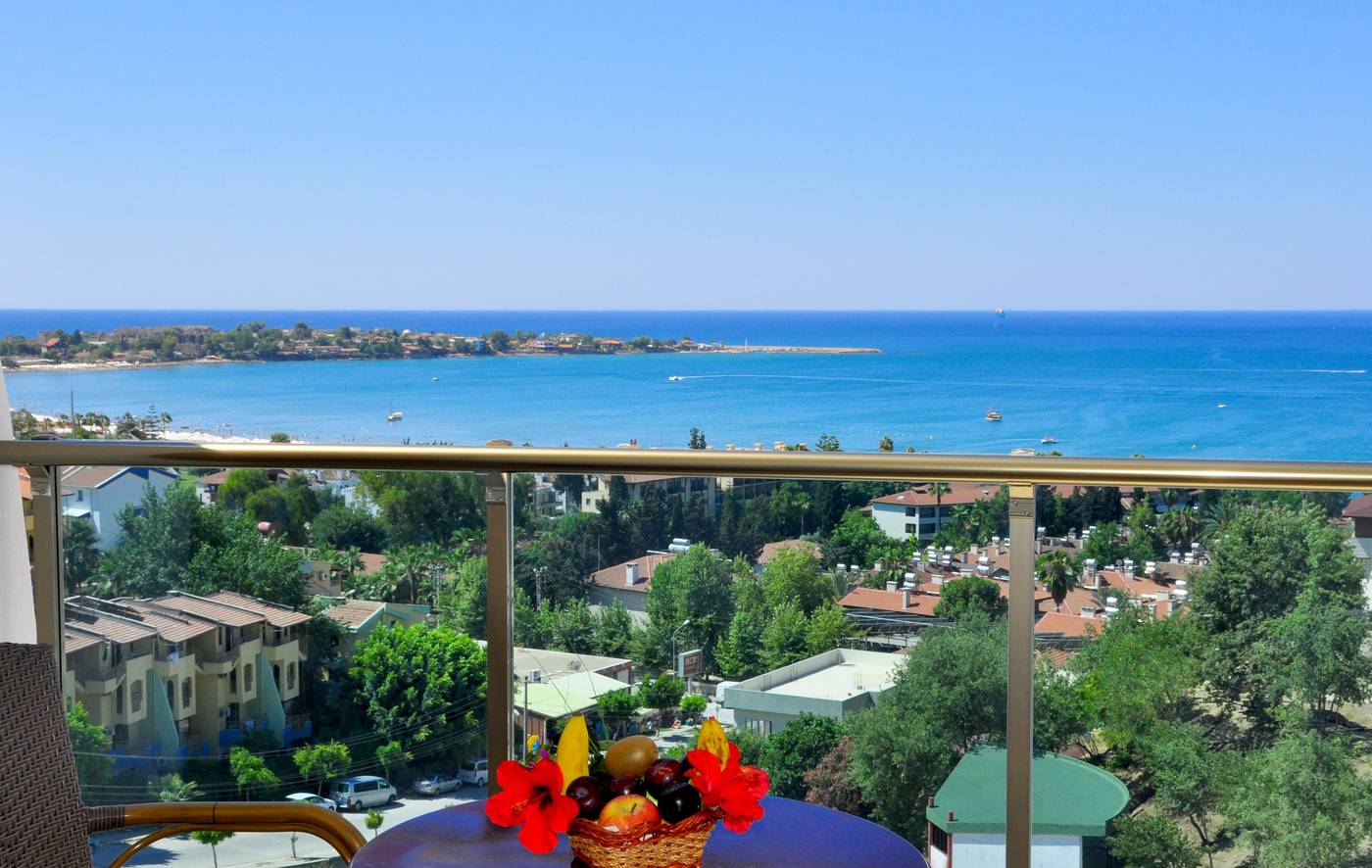 Side-Prenses-Resort-Hotel---Spa-Terrace-32