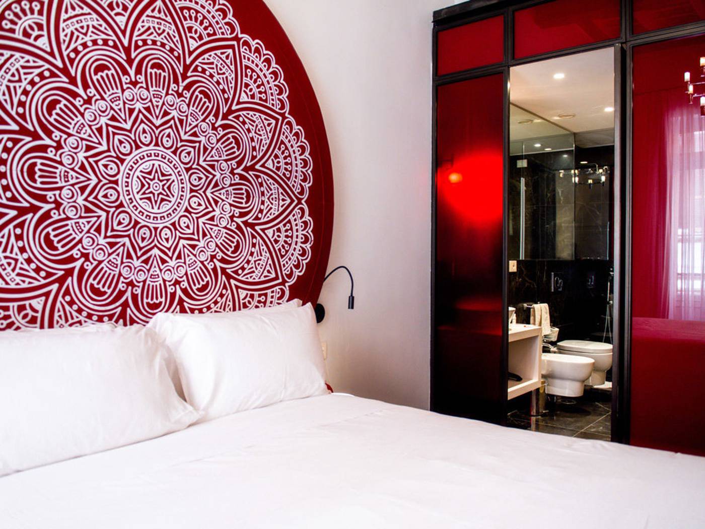 Boutique-Centrale-Palace-Room-15