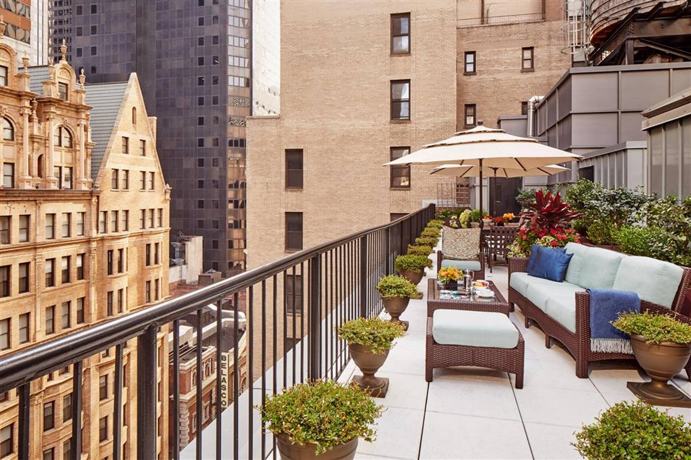 The-Chatwal-in-the-unbound-Collection-Terrace-1