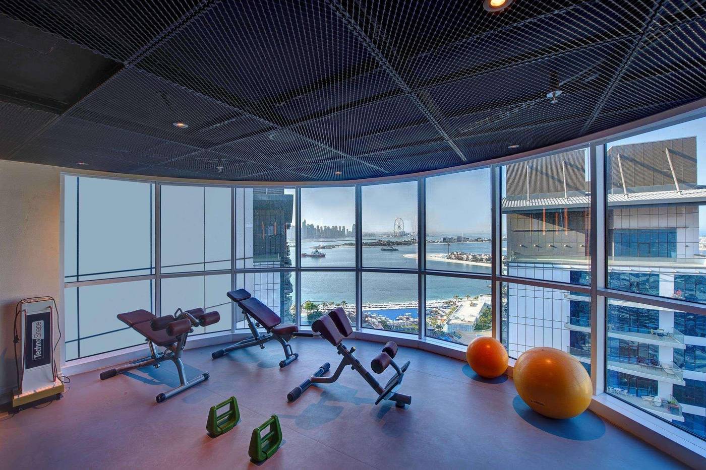 Dukes-The-Palm--a-Royal-Hideaway-Hotel-Lobby-93