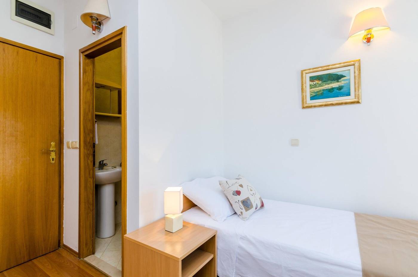 Pansion-Srebreno-Room-18