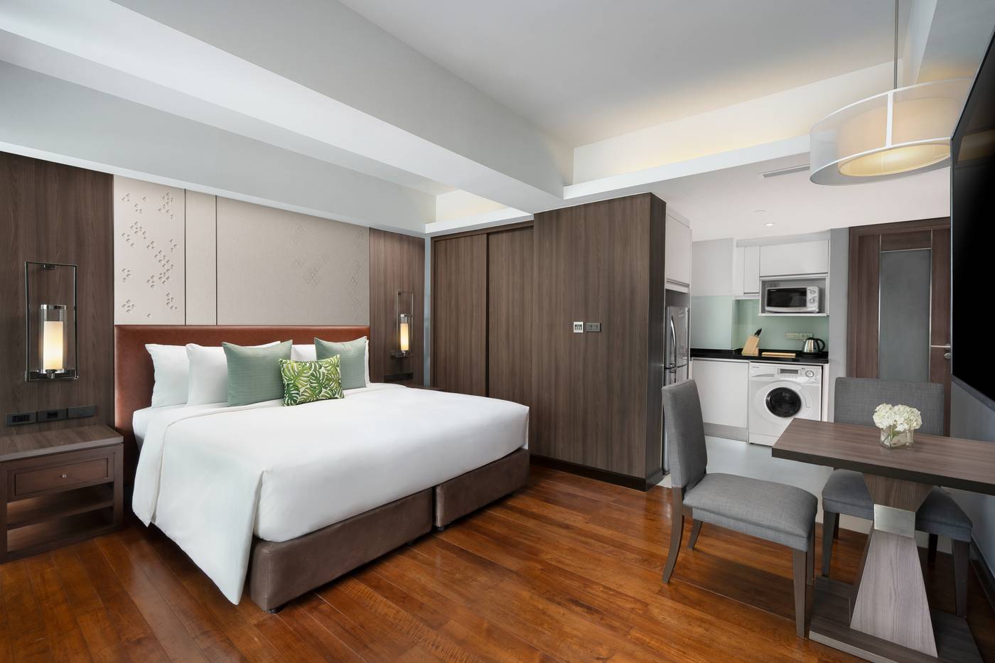 Novotel-Living-Bangkok-Sukhumvit-Legacy-Room-16