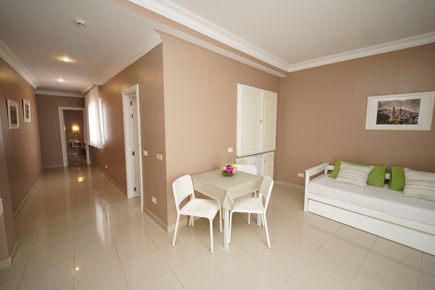 Hotel-RF-Astoria---Adults-Only-Room-7