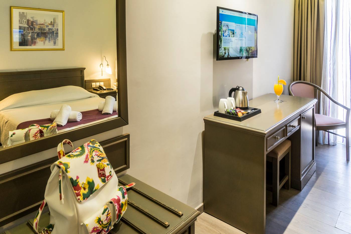 Castello-City-Room-24