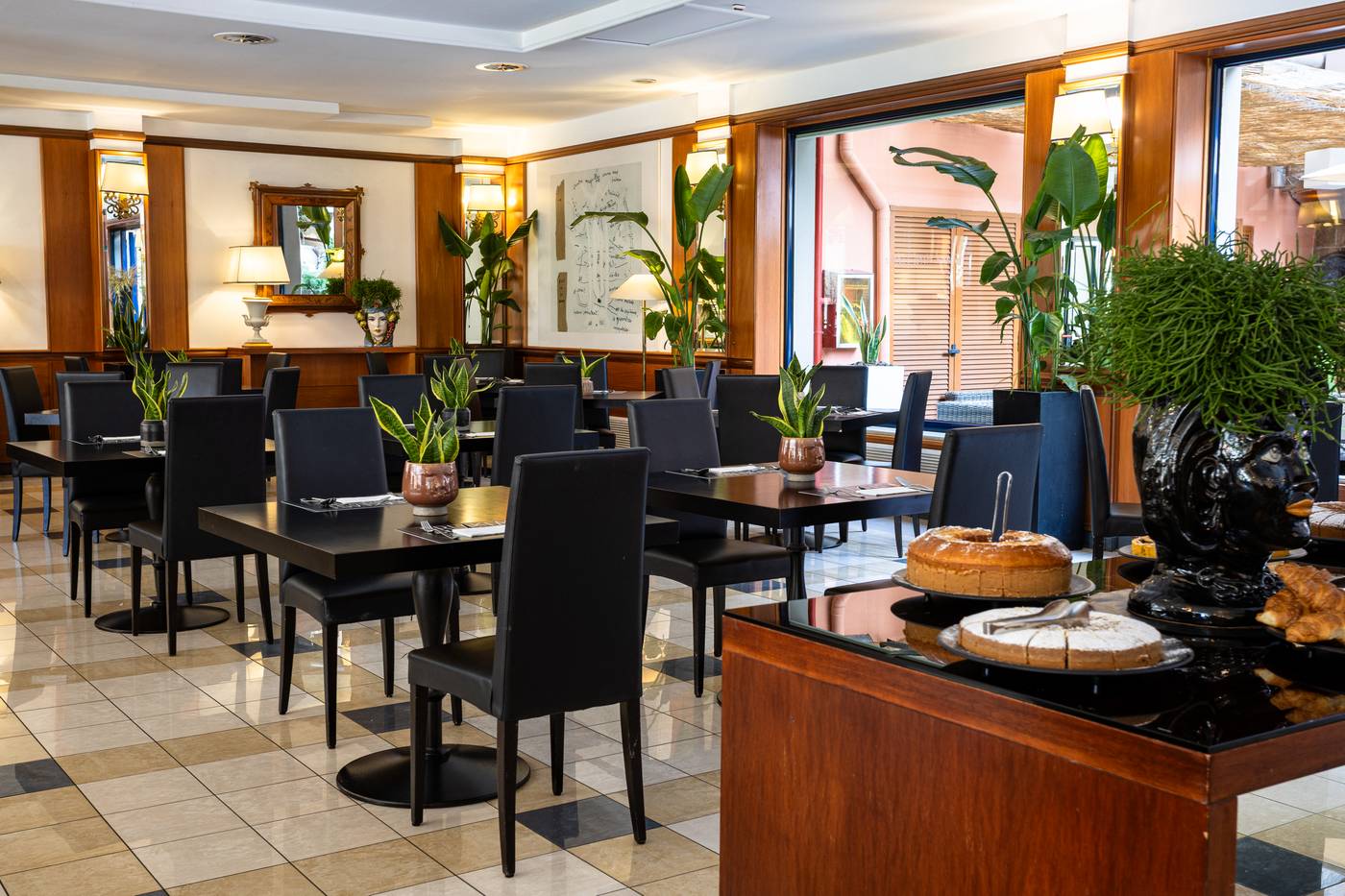 Grand-Hotel-Tiberio-Restaurant-7