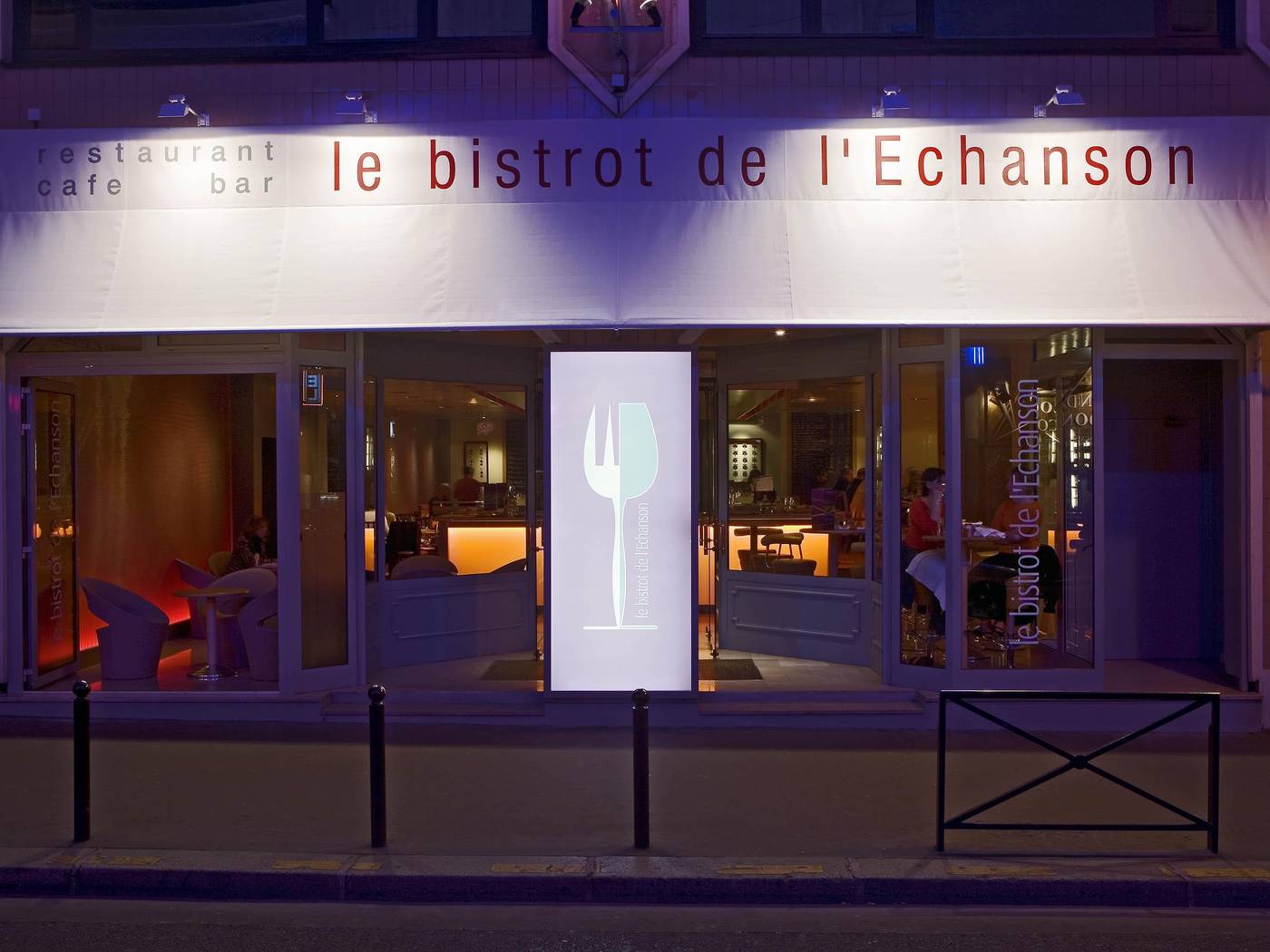 Hotel-Mercure-Paris-Gare-Montparnasse-Restaurant-74