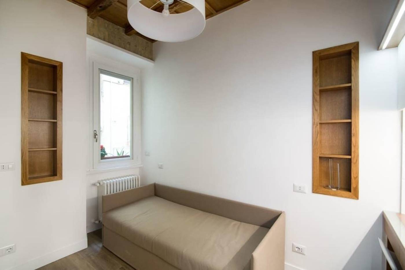 Domenichino-Luxury-Home-Room-29