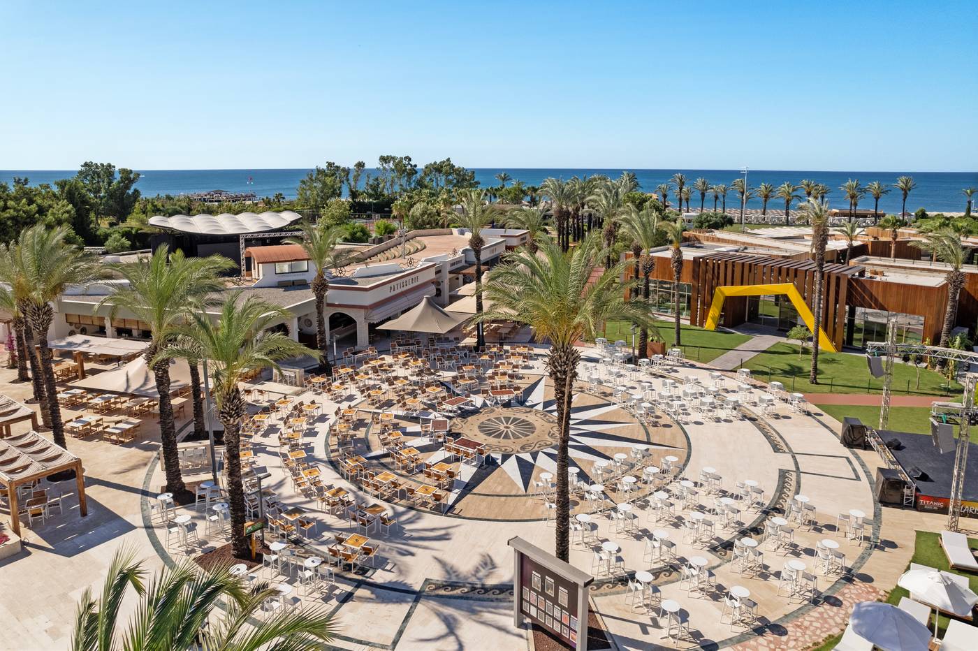 Titanic-Deluxe-Lara-General-view-15