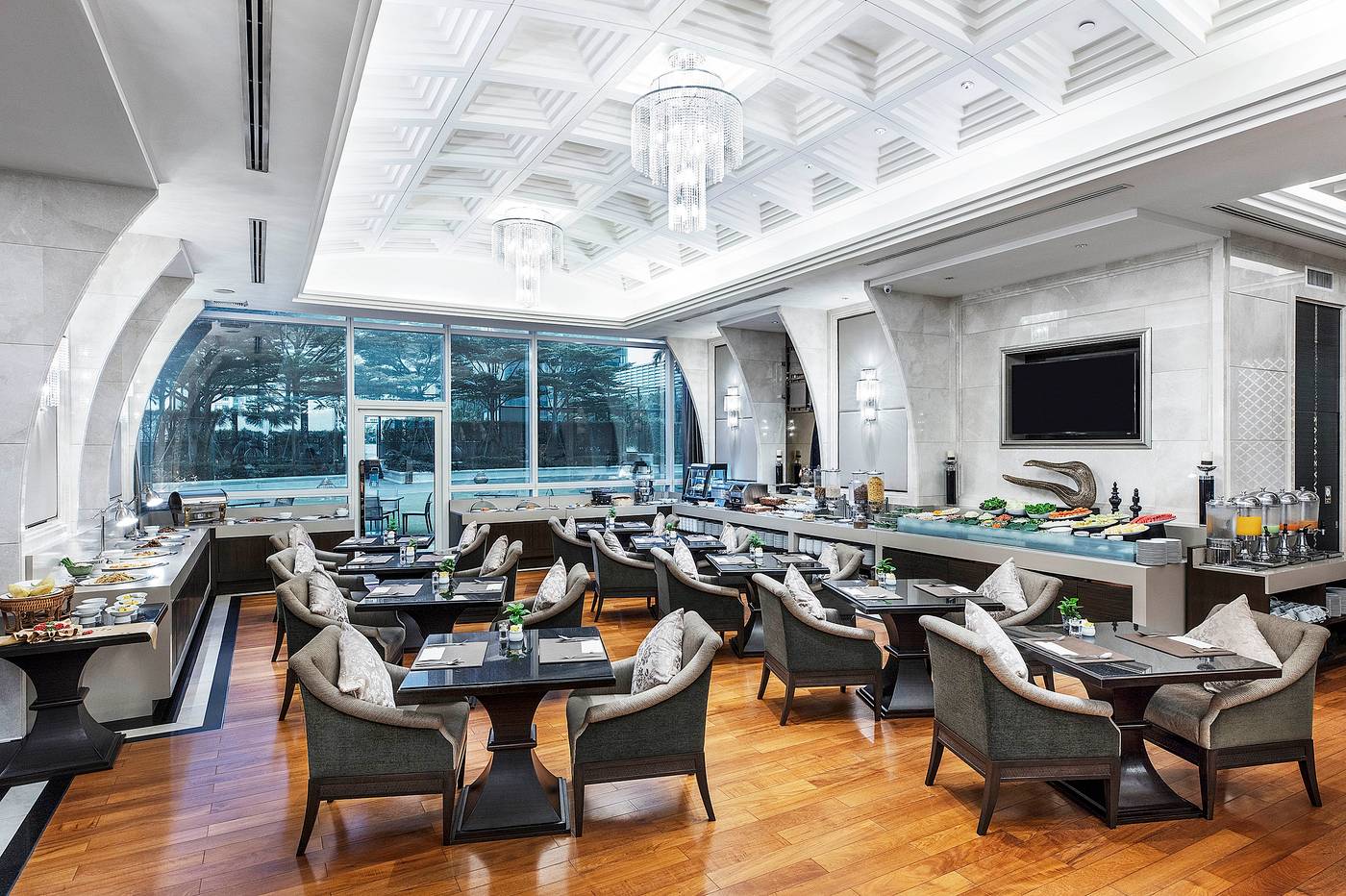 Grande-Centre-Point-Hotel-Terminal-21-Restaurant-37