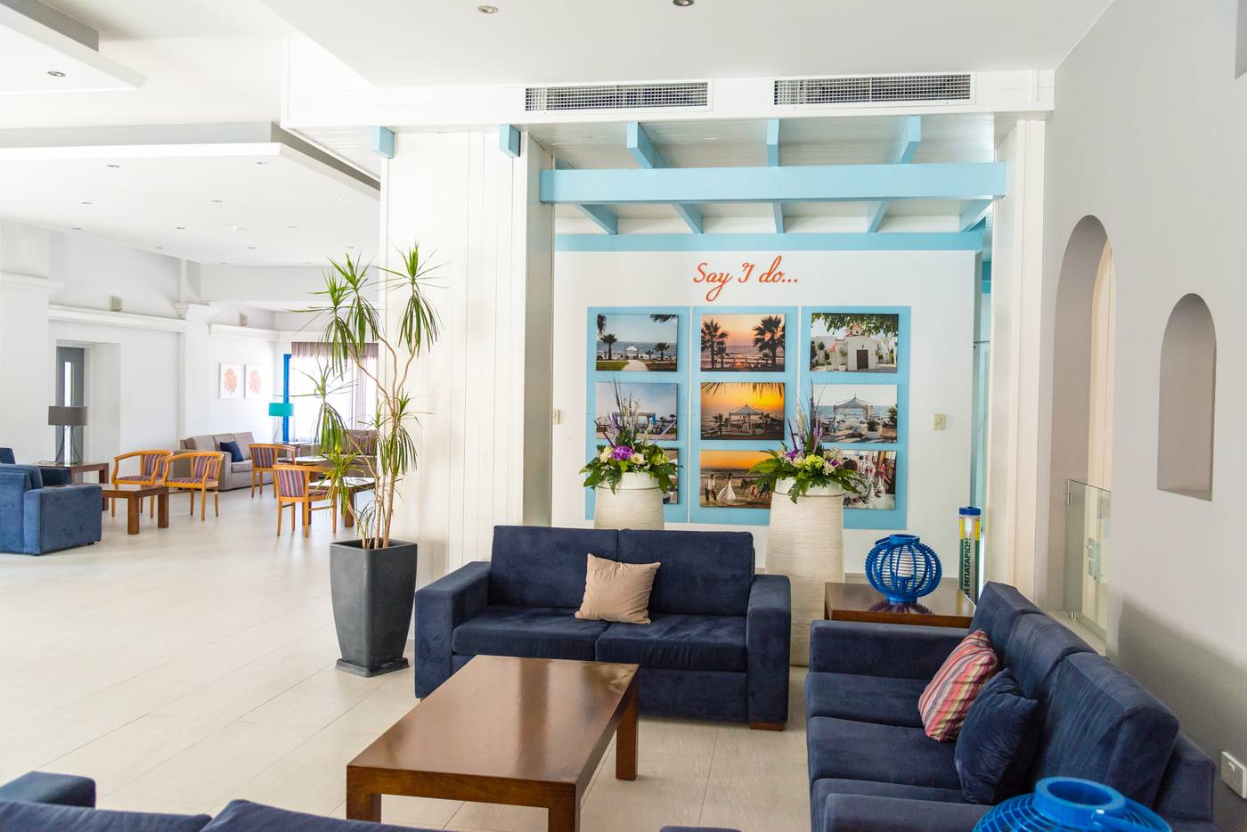 Kefalos-Damon-Hotel-Apartments-Lobby-62